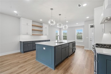Like-new home on the golf course in The Greens at Sugar Creek - photo 9