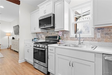 A gorgeous Lake Tuscaloosa water front home being sold FULLY - photo 40