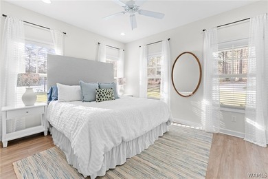 A gorgeous Lake Tuscaloosa water front home being sold FULLY - photo 46