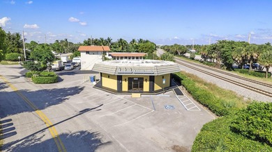 Prime location alert! This free-standing retail building with - photo 1