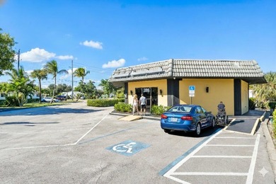 Prime location alert! This free-standing retail building with - photo 9