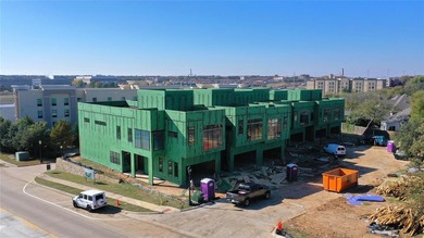 Lake Grapevine Townhome/Townhouse For Sale in Trophy Club Texas