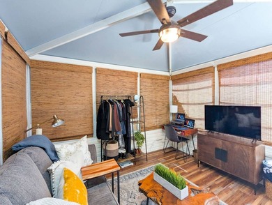 Located in an exclusive gated community with a championship - photo 8