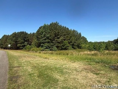 Dreaming of lake life with the perfect blend of privacy - photo 5