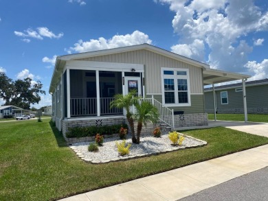 (private lake, pond, creek) Home For Sale in Zephyrhills Florida