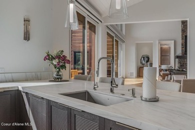 CONTEMPORARY PLATINUM DRIVE ESTATE AT PRESTIGIOUS BLACK ROCK - photo 24