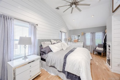 Your Dream Home Awaits!! Custom Ranch Renovated And Meticulously - photo 25