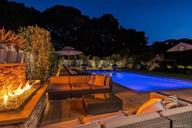 Your Dream Home Awaits!! Custom Ranch Renovated And Meticulously - photo 43