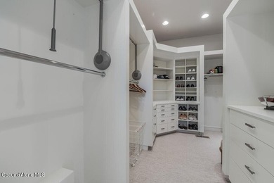 CONTEMPORARY PLATINUM DRIVE ESTATE AT PRESTIGIOUS BLACK ROCK - photo 49