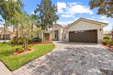 Lake Tohopekaliga Home Sale Pending in Kissimmee Florida