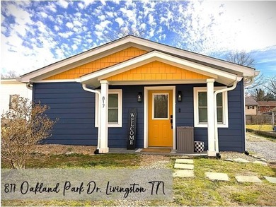 (private lake, pond, creek) Home For Sale in Livingston Tennessee