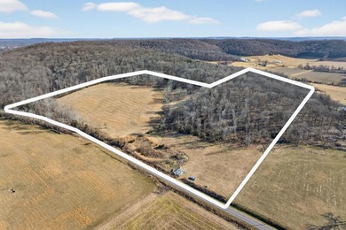 (private lake, pond, creek) Acreage For Sale in Sparta Tennessee