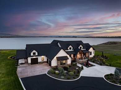 Lakeside luxury meets self sustaining lifestyle! Enjoy luxury - photo 48