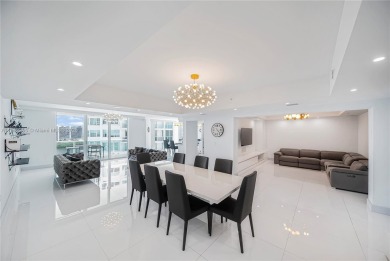 LUXURIOUS WATERFRONT LIFESTYLE - ELEGANT 3 BEDROOM, 3.5 BATH +
