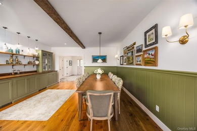 Welcome to Sunset Ridge Farm. A discreet tree-lined drive with - photo 16