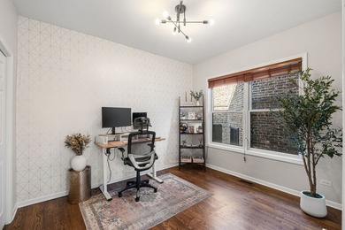 Welcome home to this stunning 3 bedroom, 2 bathroom penthouse - photo 22