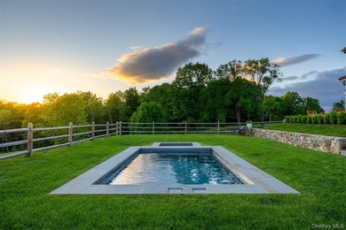 Welcome to Sunset Ridge Farm. A discreet tree-lined drive with - photo 46