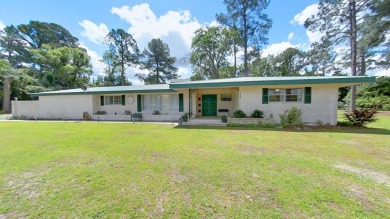 Banks Lake Home For Sale in Lakeland Georgia