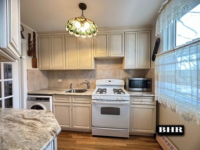 2048 E 58th St - photo 3