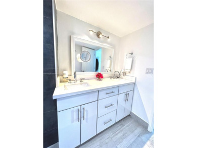 Sophisticated 2BR/2BA residence in the heart of Aventura