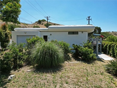 Located within a gated HOA community, this property is available - photo 15