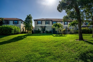 Welcome to this charming 4-bedroom, 3.5-bathroom townhouse in - photo 29