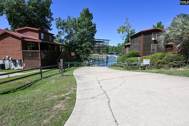 Welcome to lake living at its finest in the desirable Marina - photo 34