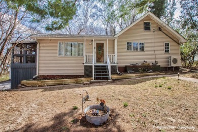 Lake Home For Sale in Antioch, Illinois