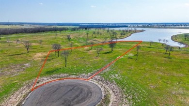 Lake Acreage Sale Pending in Corsicana, Texas