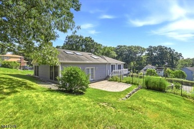 Welcome to this Custom 3 bedroom, 2 bathroom Expanded ranch in - photo 5