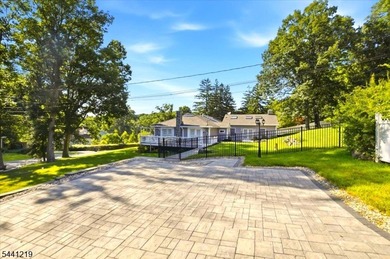 Welcome to this Custom 3 bedroom, 2 bathroom Expanded ranch in - photo 10