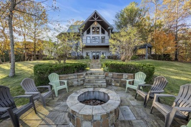 Lewis Smith Lake Home For Sale in Crane Hill Alabama