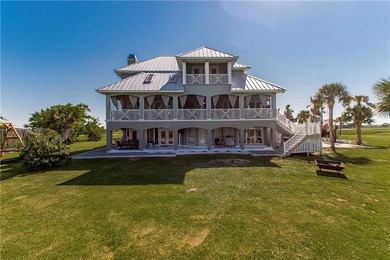 Adjoining lot included which makes it 2.6 acres total! 401 S - photo 2