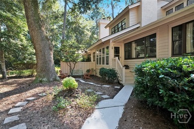 Truly maintenance-free living! This turn-key unit is move-in - photo 6