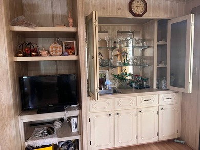 Start Your New ADVENTURE ~ 3 Months LOT Rent INCLUDED! This - photo 15