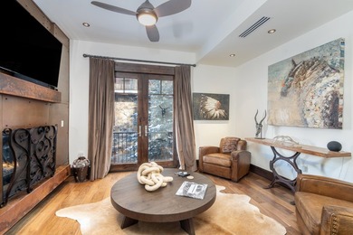 If you have been looking for a four-bedroom penthouse that - photo 18