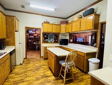 Enjoy your own slice of country living with this versatile 9.12 - photo 25