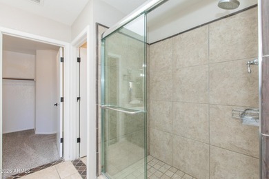 Beautifully maintained 2-bedroom plus den home in the desirable - photo 27