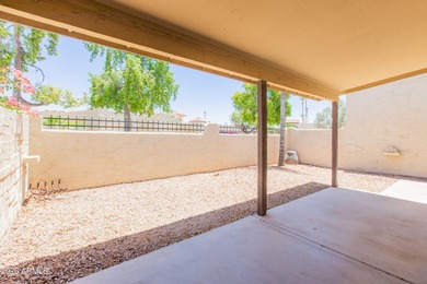 Beautifully maintained 2-bedroom plus den home in the desirable - photo 36