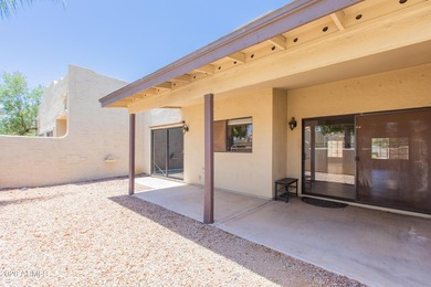 Beautifully maintained 2-bedroom plus den home in the desirable - photo 42
