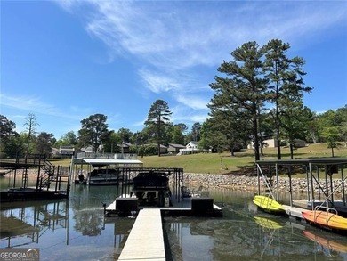 Beautiful Lake Home w/Single Slip Covered Dock with Boat Lift & - photo 7