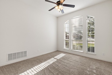 Move in ready home by RJ Wachsman with fresh interior paint - photo 18