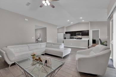 Short sale subject to lender approval. Don't miss this - photo 5