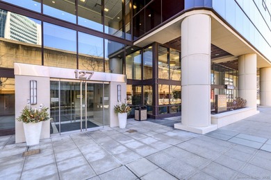 Stylish, impeccably maintained 1BR/1BA condo at The Biltmore