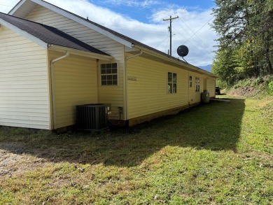 HANDICAP ACCESSIBLE -- This thoughtfully renovated 3-bedroom