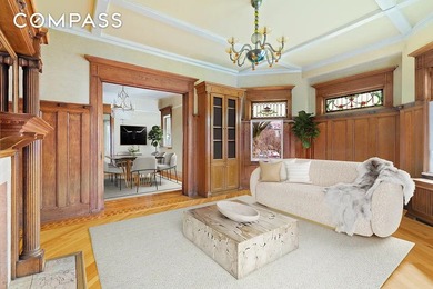 Built by acclaimed architect Benjamin Driesler in 1903, 700 E - photo 3