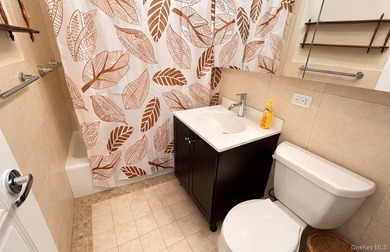 WELCOME TO TOWERS AT WATERS EDGE PENTHOUSE,WHERE LUXURY MEETS - photo 15