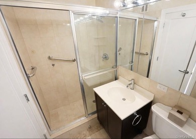 WELCOME TO TOWERS AT WATERS EDGE PENTHOUSE,WHERE LUXURY MEETS - photo 16