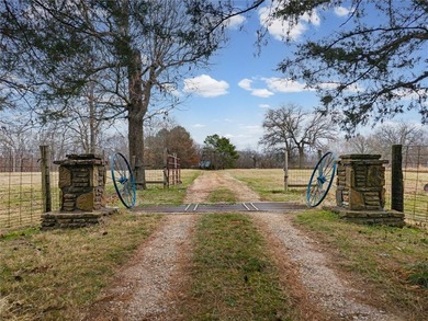 10 Acres in a Prime NWA Location, Endless Potential. Rare - photo 8