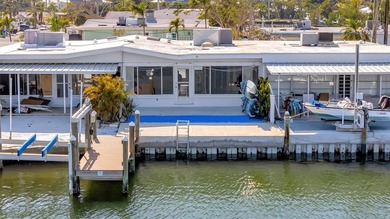 Waterfront opportunity awaits on Anna Maria Island! Discover the - photo 4